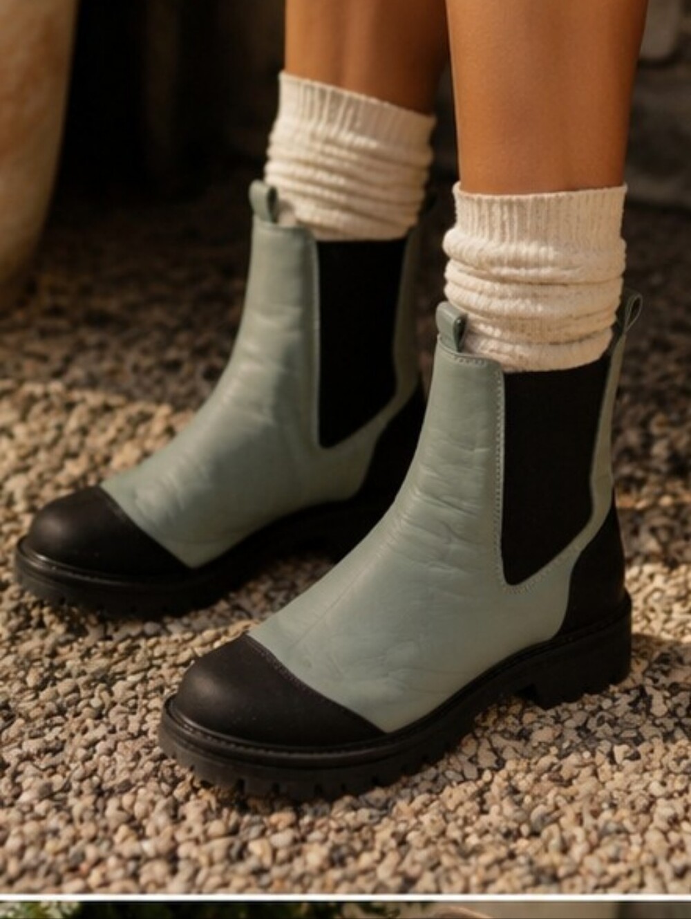 $180 Antonio Melani Dalton Gore Weather Resistant Leather Lug Sole Chelsea Boot
